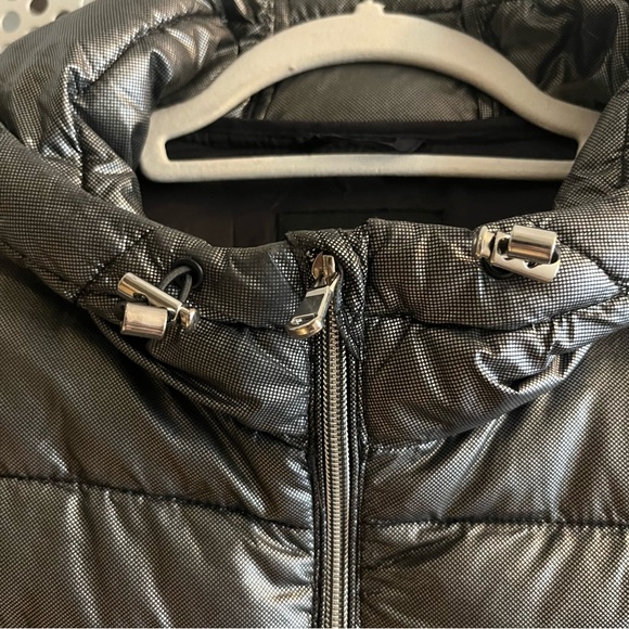 Puffer Jacket Women’s Lightweight Hooded Zip up Size Small in Silver Gray - Picture 8 of 11